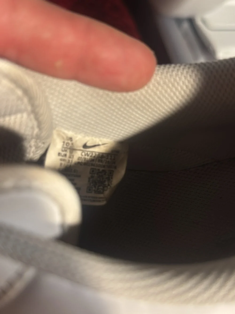 Nike Men's Low-Top Sneakers — White